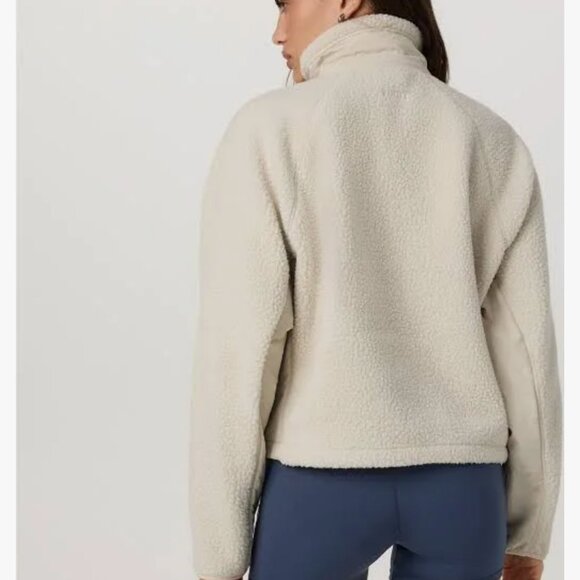 Vuori Alpine Jacket in Bone - Picture 6 of 15